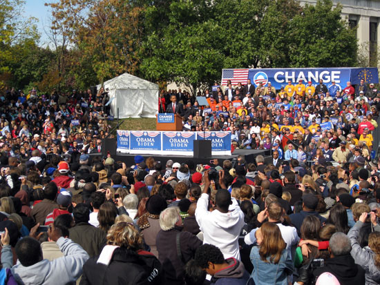 ObamaInCrowd
