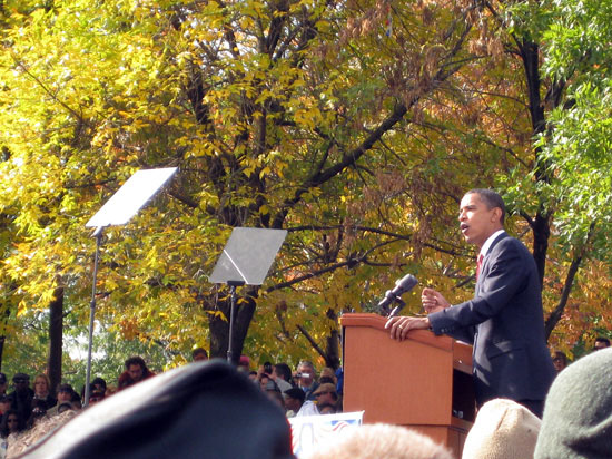 ObamaLeaves1